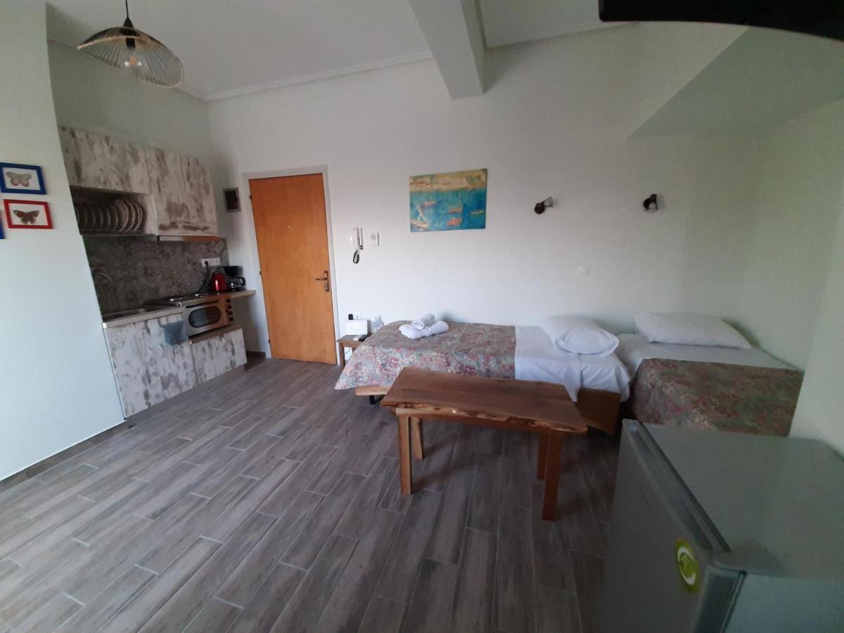 Central Mark Loft Volos Buitenkant foto